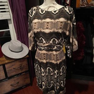 TAYLOR Aztec Print Dress